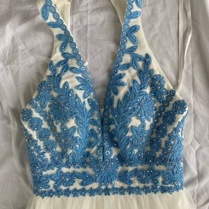 Beautiful prom dress in great shape
